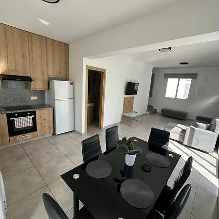 Ocean Breeze 2br House