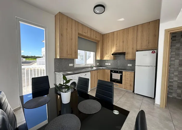 Ocean Breeze 2br House *